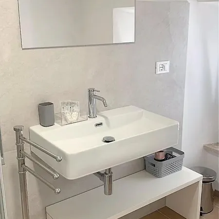 Vicolo 923 게스트하우스 산베네데토델트론토